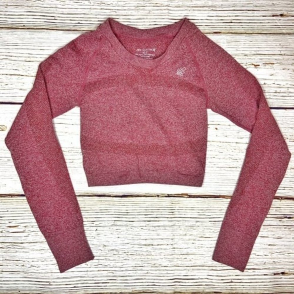 Jed North Dry Fit Crop Top